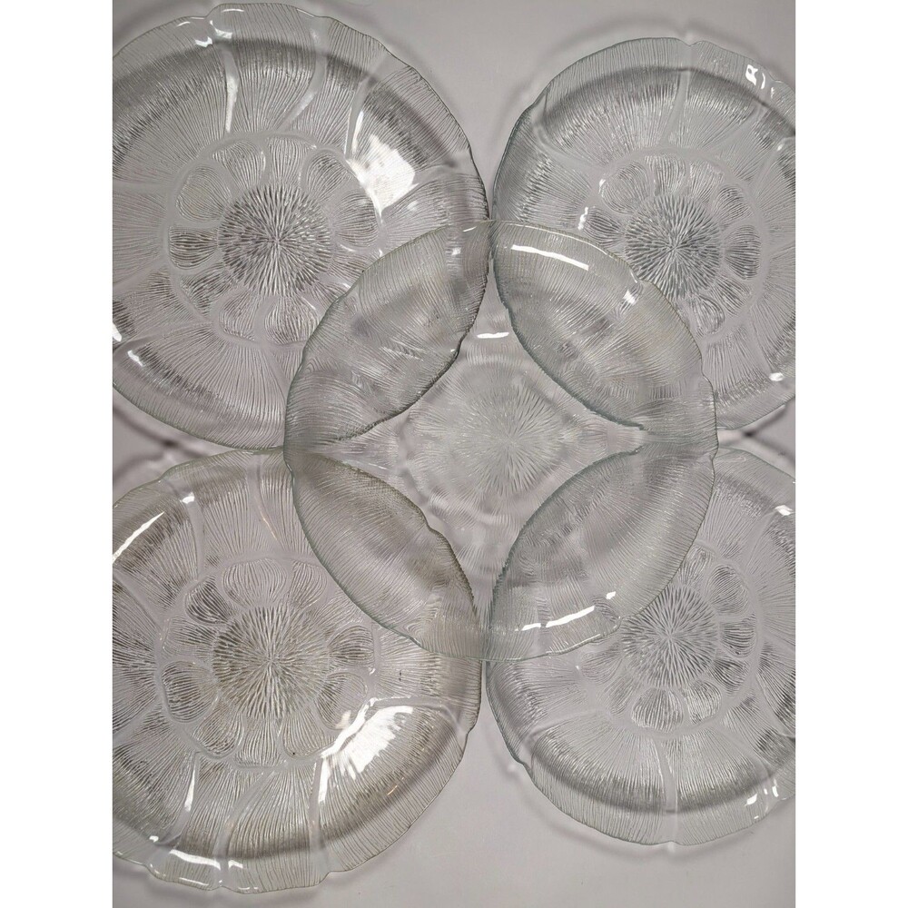 Vintage Arcoroc Fleur Dinner Plates Set of 5 10.75" Pressed Glass